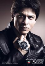 Shah Rukh Khan showing the TAG Heuer Carrera Calibre 16 Day-Date