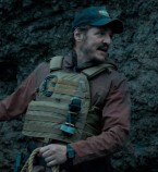 Pedro Pascal wears a black Casio AE1200WH-1A in the movie Triple Frontier (2019).