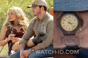 Finn Little as Carter wears a Casio FT500WC-5BVCF watch in the series Dutton Ranch.