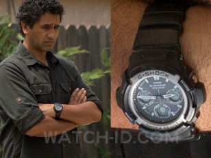 Travis Manawa, played by Cliff Curtis, wears a Casio G-Shock AWG100-1A in Fear The Walking Dead.