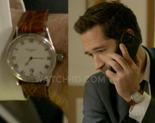 Manuel Garcia-Rulfo wears a Patek Philippe watch in Episode 3, Season 4 of The Lincoln Lawyer.