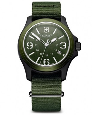 Victorinox Swiss Army Original 241514, green and black case, green NATO strap