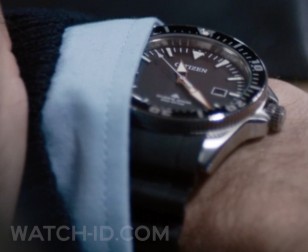Jakob Cedergren wears a Citizen Eco Drive Divers 200M watch in The Guilty.
