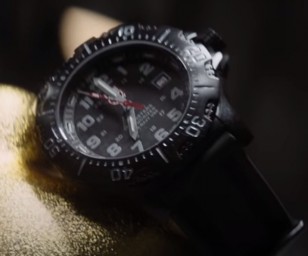 Close up of Frank Grillo's Luminox 4221 ANU 4200 Series XS.4221.NV.F in the movie Boss Level.